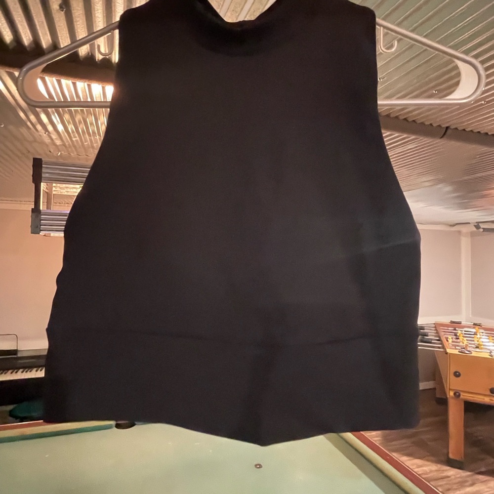black tank top